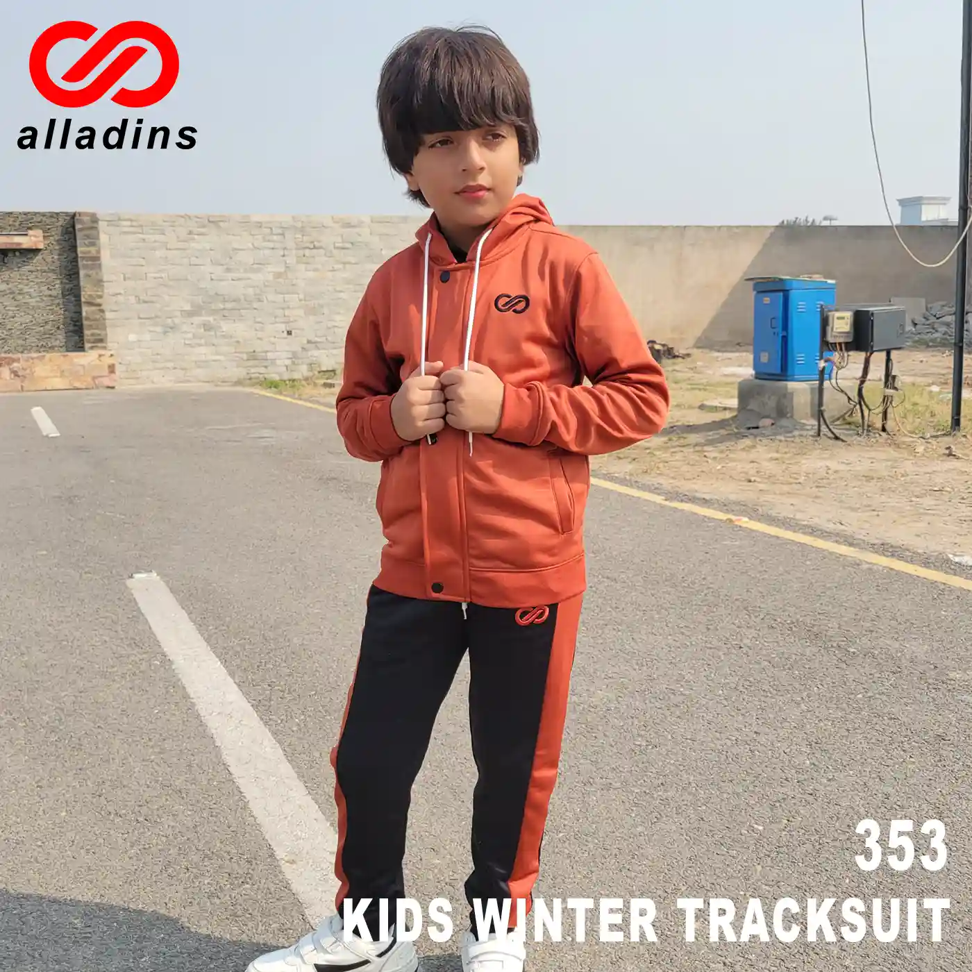 353 KIDS WINTER HOOD TRACKSUIT